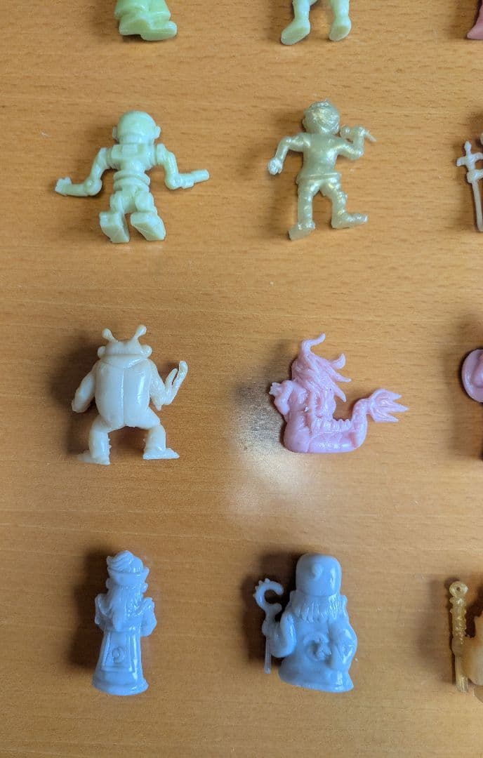 バラ売り可 ネクロスの要塞 6弾 16種 14体 レトロ フィギュア ロッテ