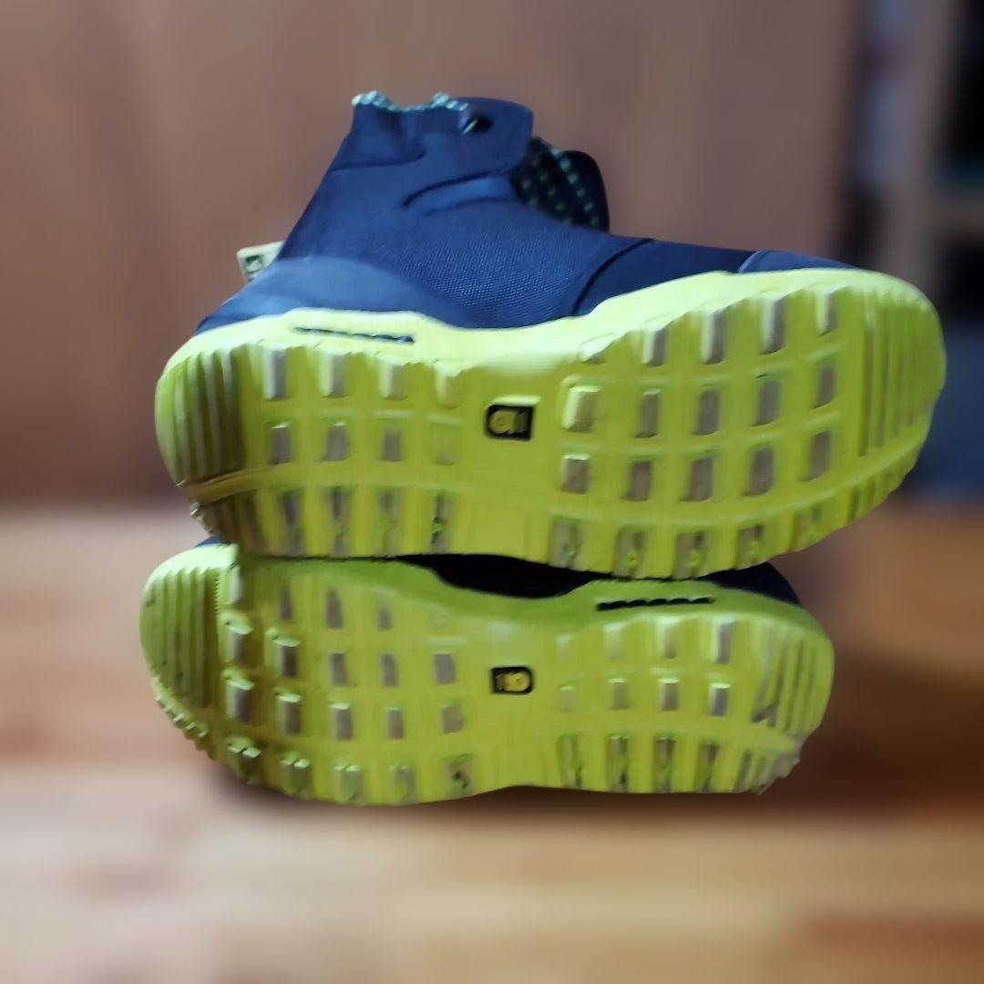 BURTON スノーボードブーツ！ 26095