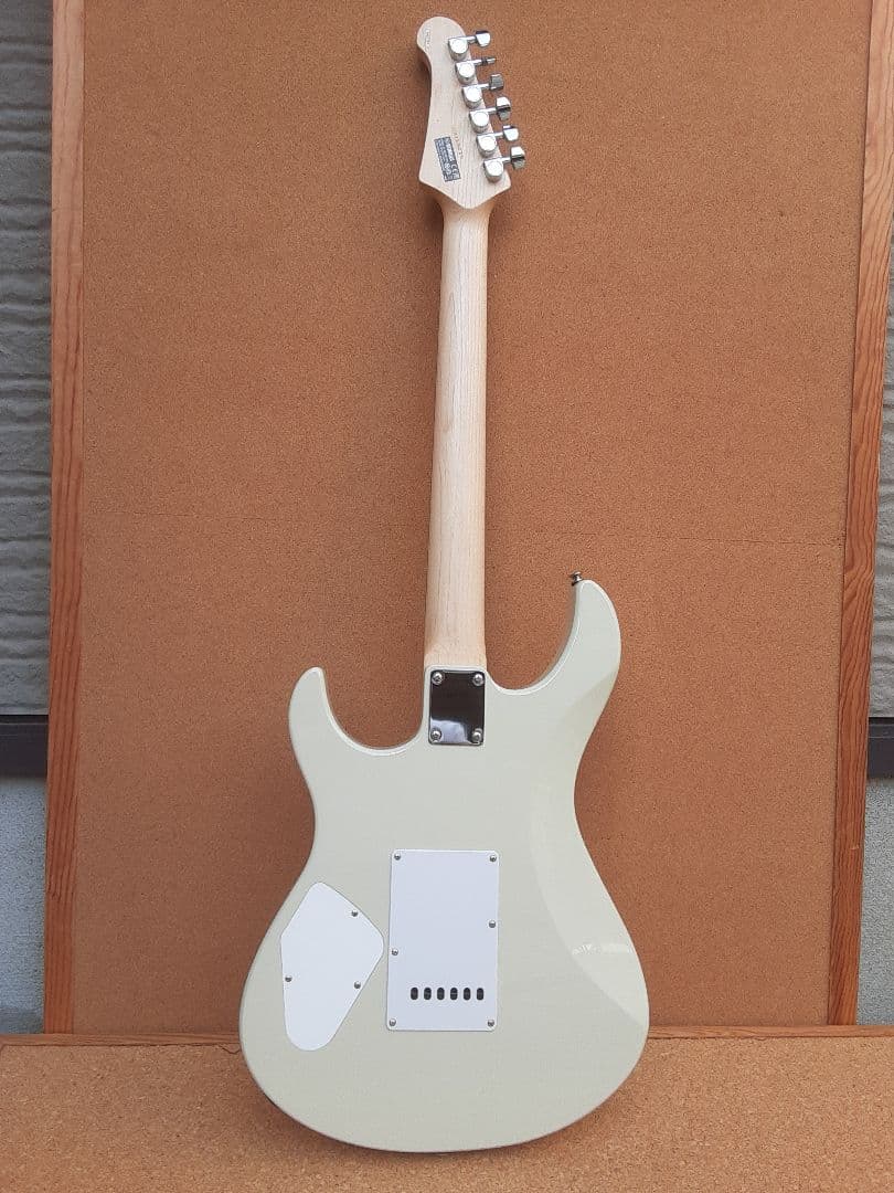 YAMAHA エレキギター PAC112V