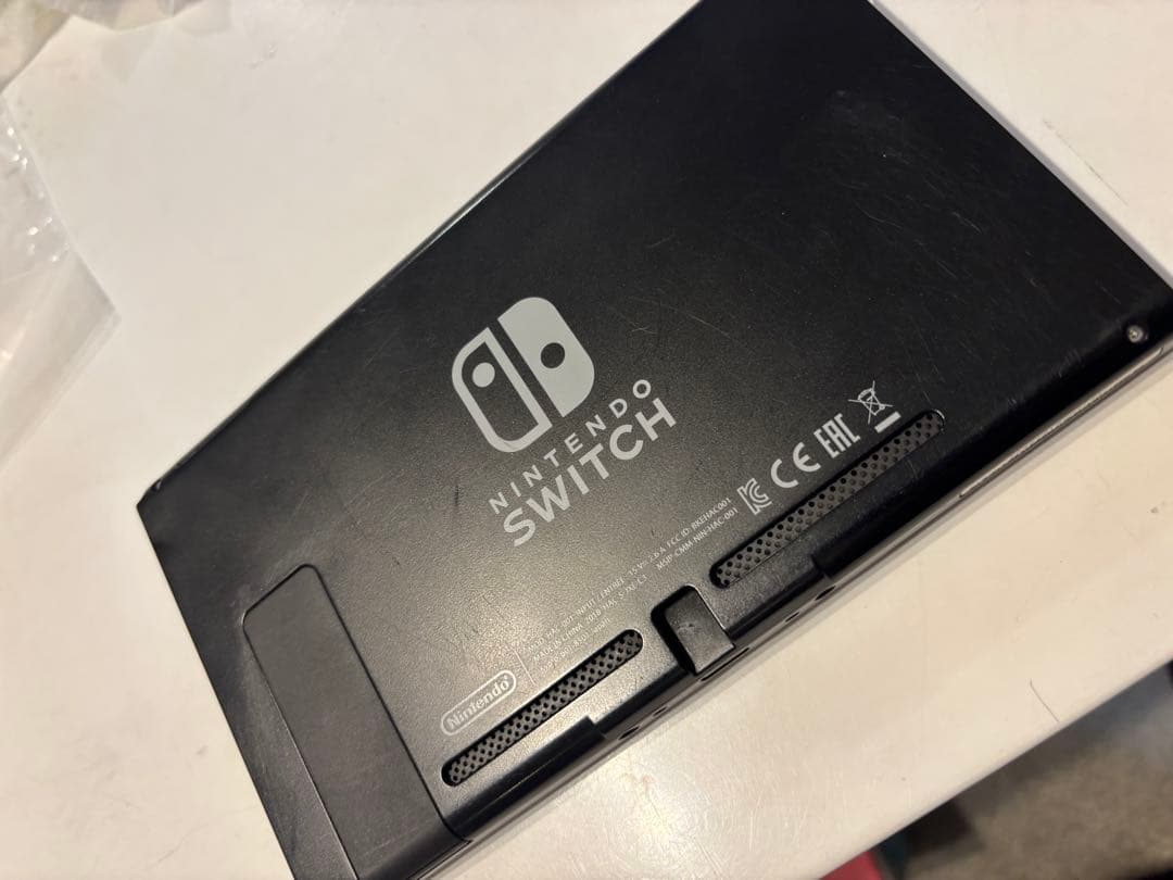 Nintendo Switch 本体＆ジョイコン＋1★ カバー、ケースセット