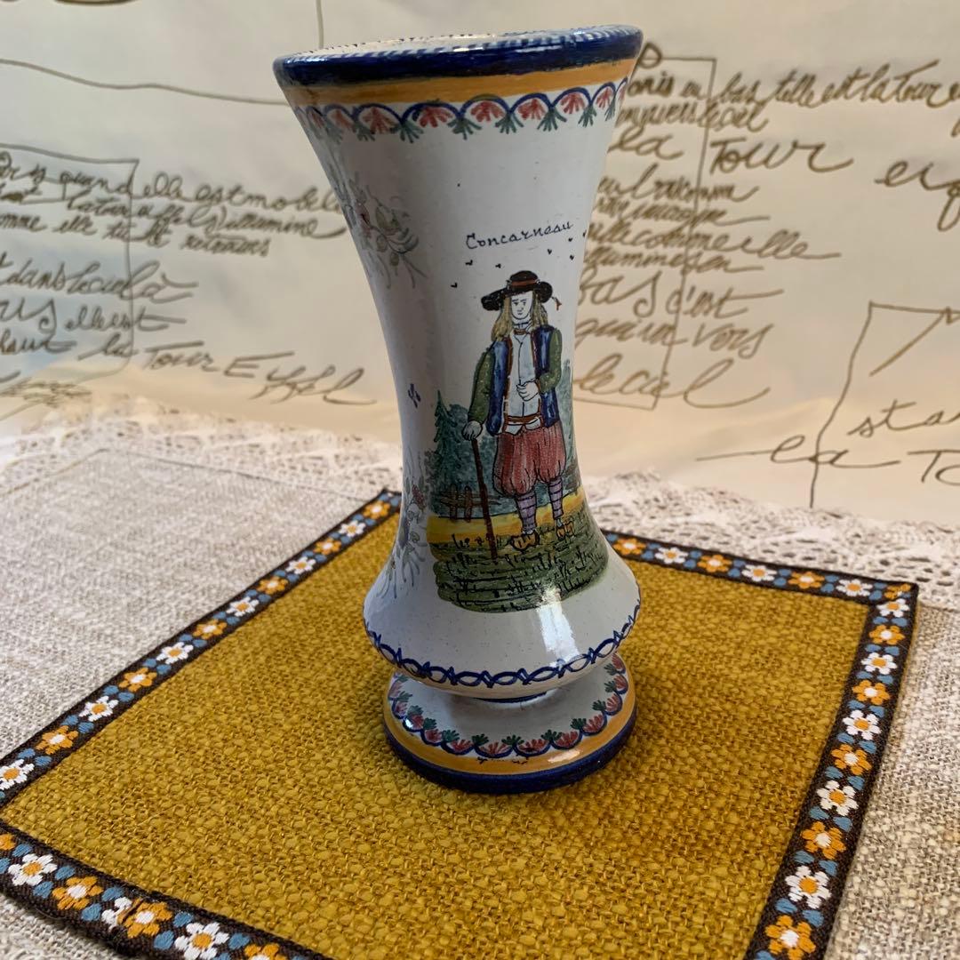 フランス製　アンティーク　上手に細かく描かれたコンカルノー街の絵が素敵な花瓶！