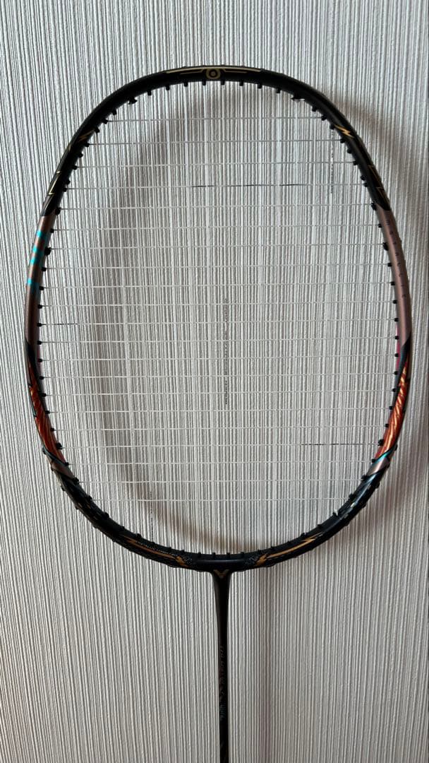 ビクター　スラスター F Ultra 4UG5 バドミントンラケット