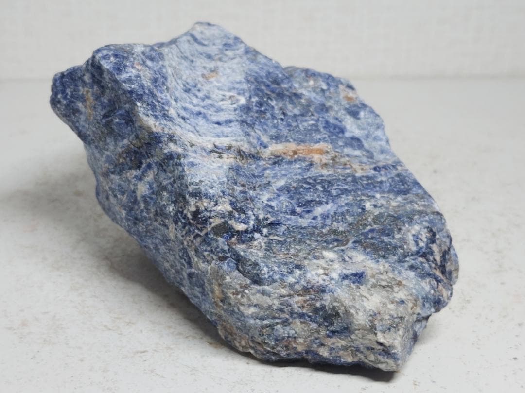 ソーダライト 1kg ラピスラズリ 原石 鑑賞石 自然石 鉱物 誕生石 水石