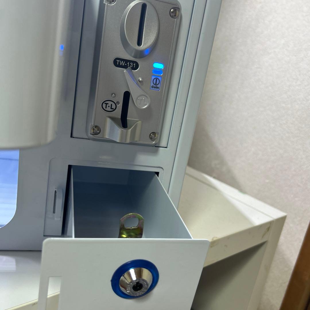 気まぐれ限定値下げ ガチャゲッツ30 ホワイト eモンズ