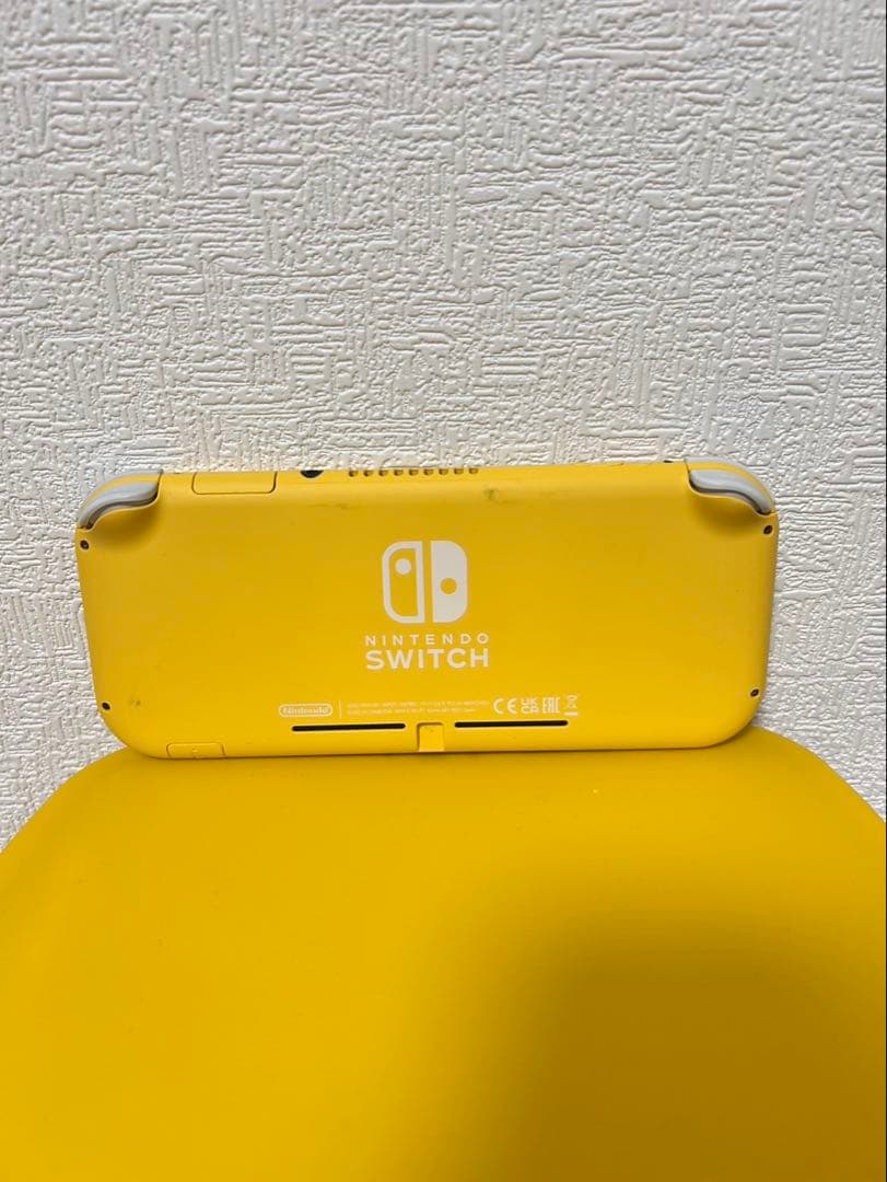 Nintendo Switch Lite イエロー ジャンク品　電源がつかない