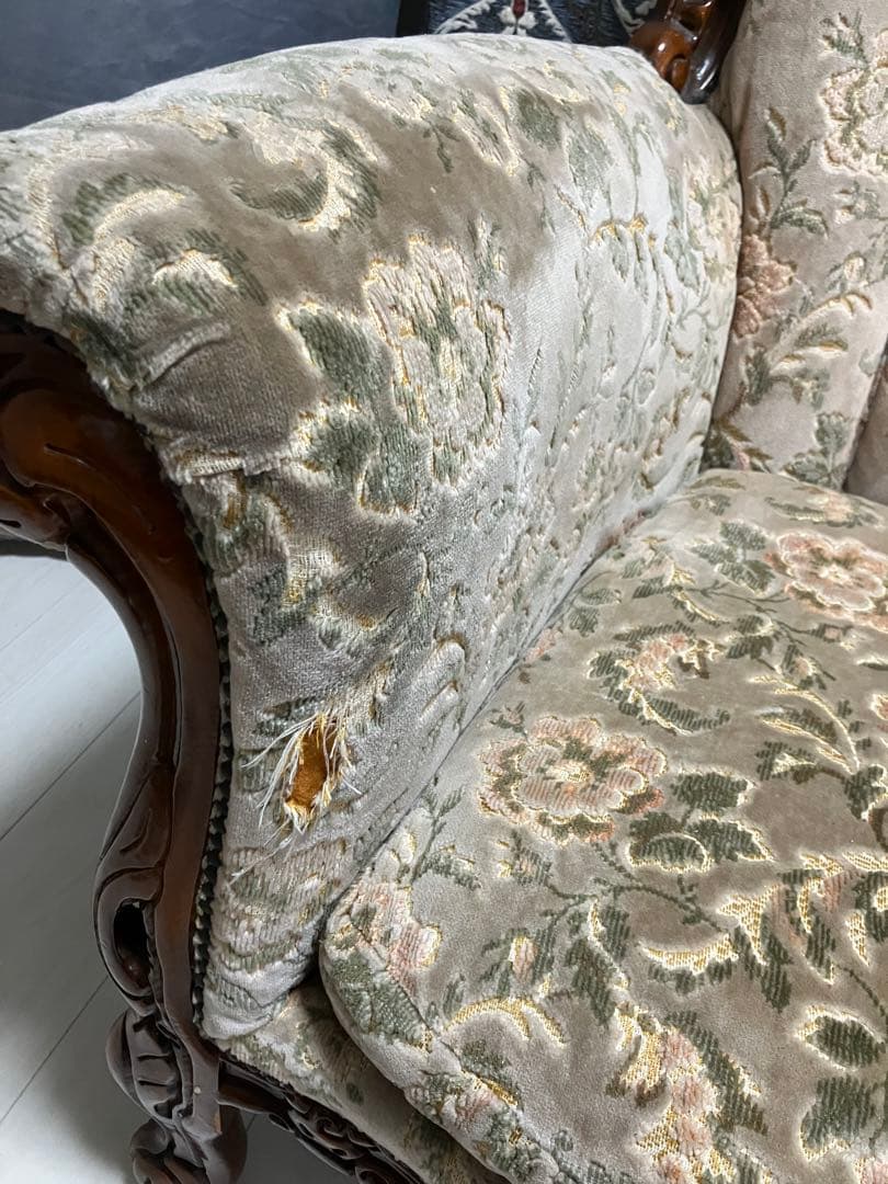 新年SALE～1/5迄☆ロココ調☆アンティークソファ☆どっしり重厚感