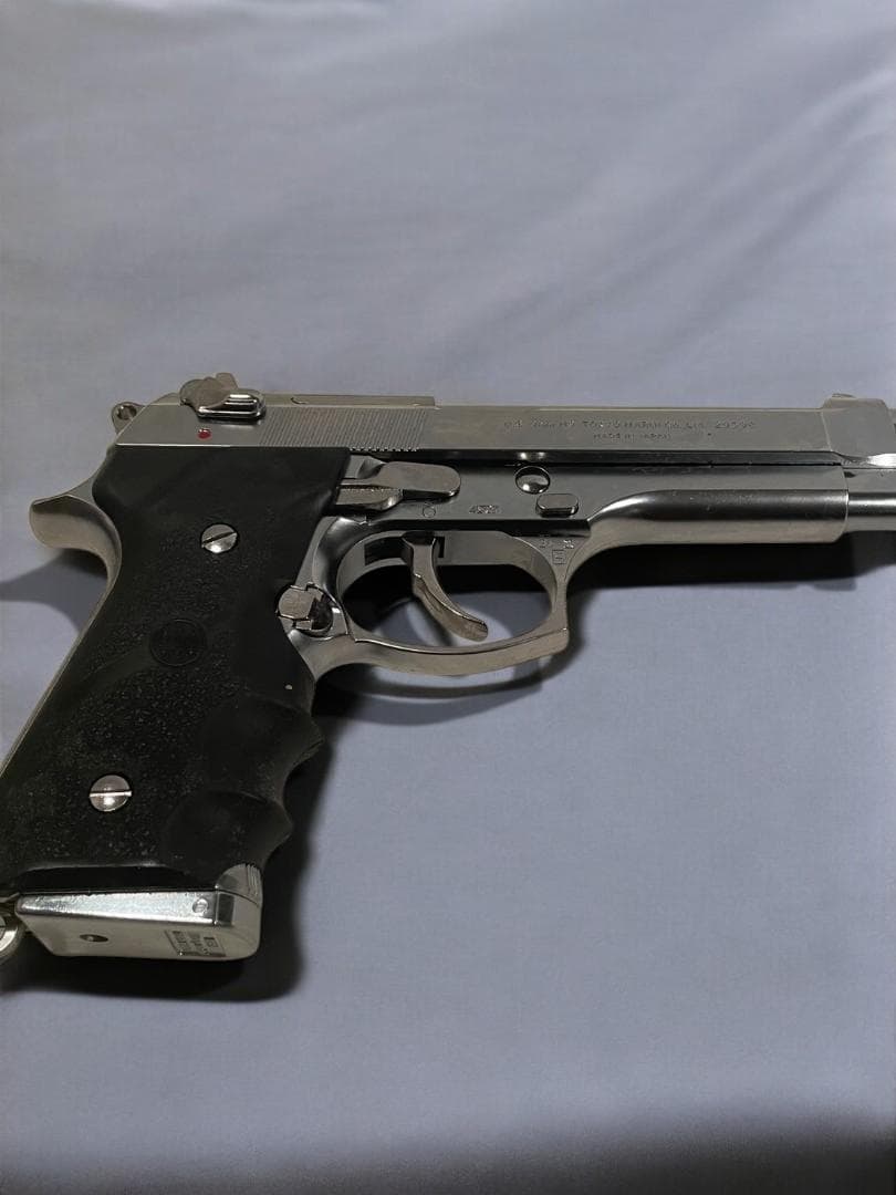 ●東京マルイ ●M92F ●クロームステンレスモデル ガスブローバック