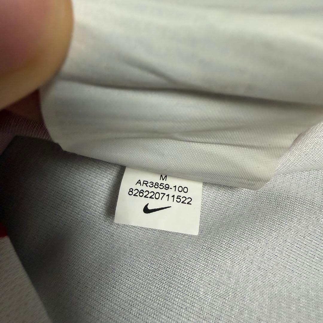 レヴァンドフスキ　ユニフォーム　ポーランド代表　100年記念　バルセロナ　ナイキ