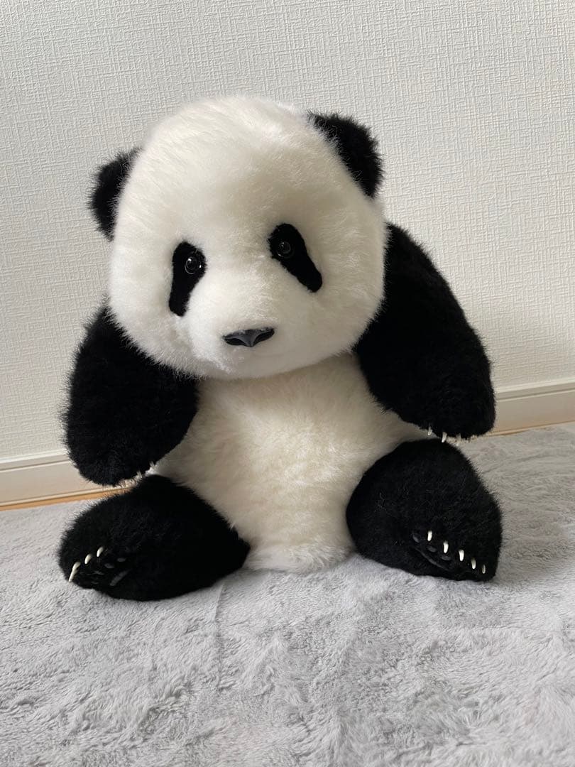 リアルパンダぬいぐるみ