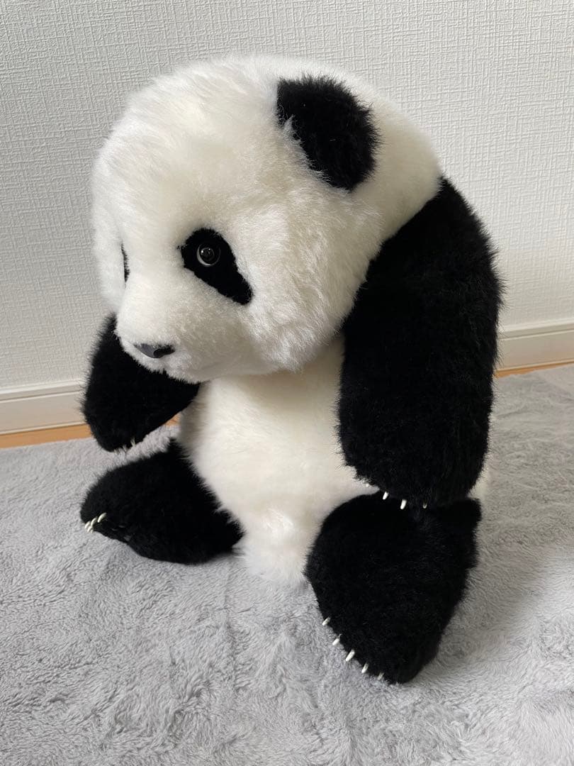 リアルパンダぬいぐるみ