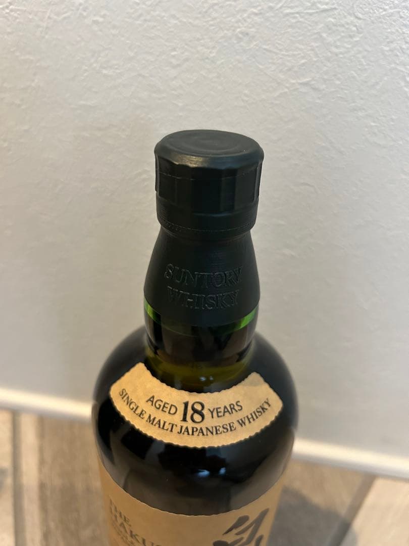 サントリー　白州18年シングルモルトウイスキー700ml 未開封