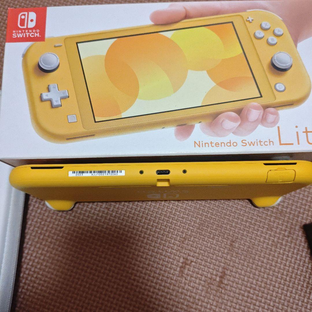 Nintendo switch lite イエロー　美品