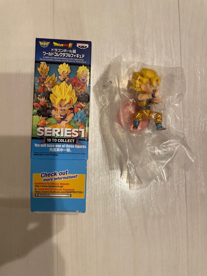 【値下】ワールドコレクタブルフィギュアバースト他計4個セット