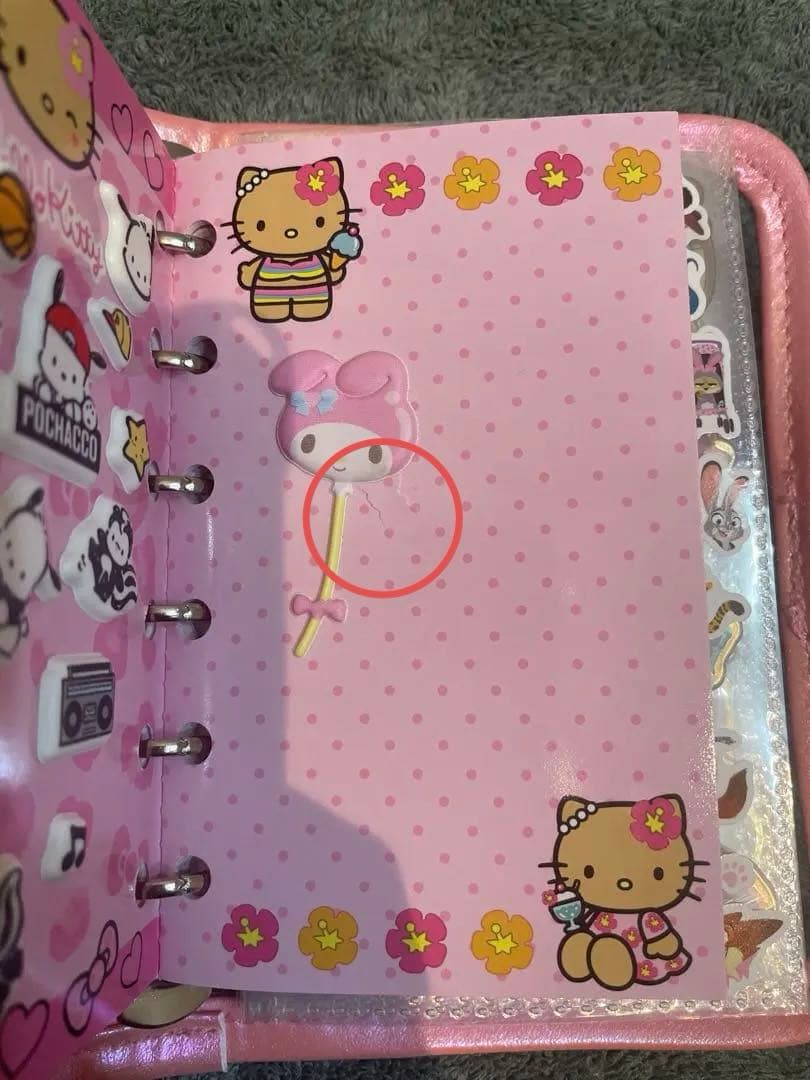 【コギャルキティシール帳　バインダー付き】サンリオ　ズートピア　シール帳ランダム