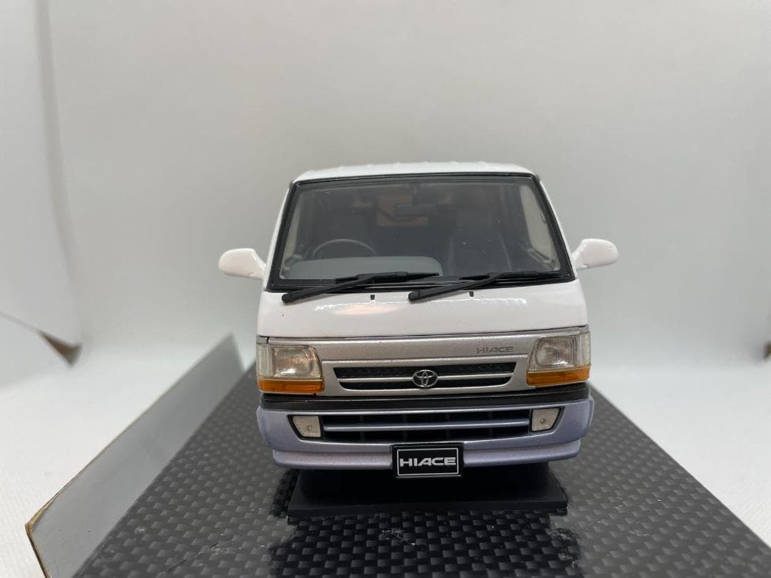 13R-010 DISM 1/24 トヨタ ハイエース VAN 100系
