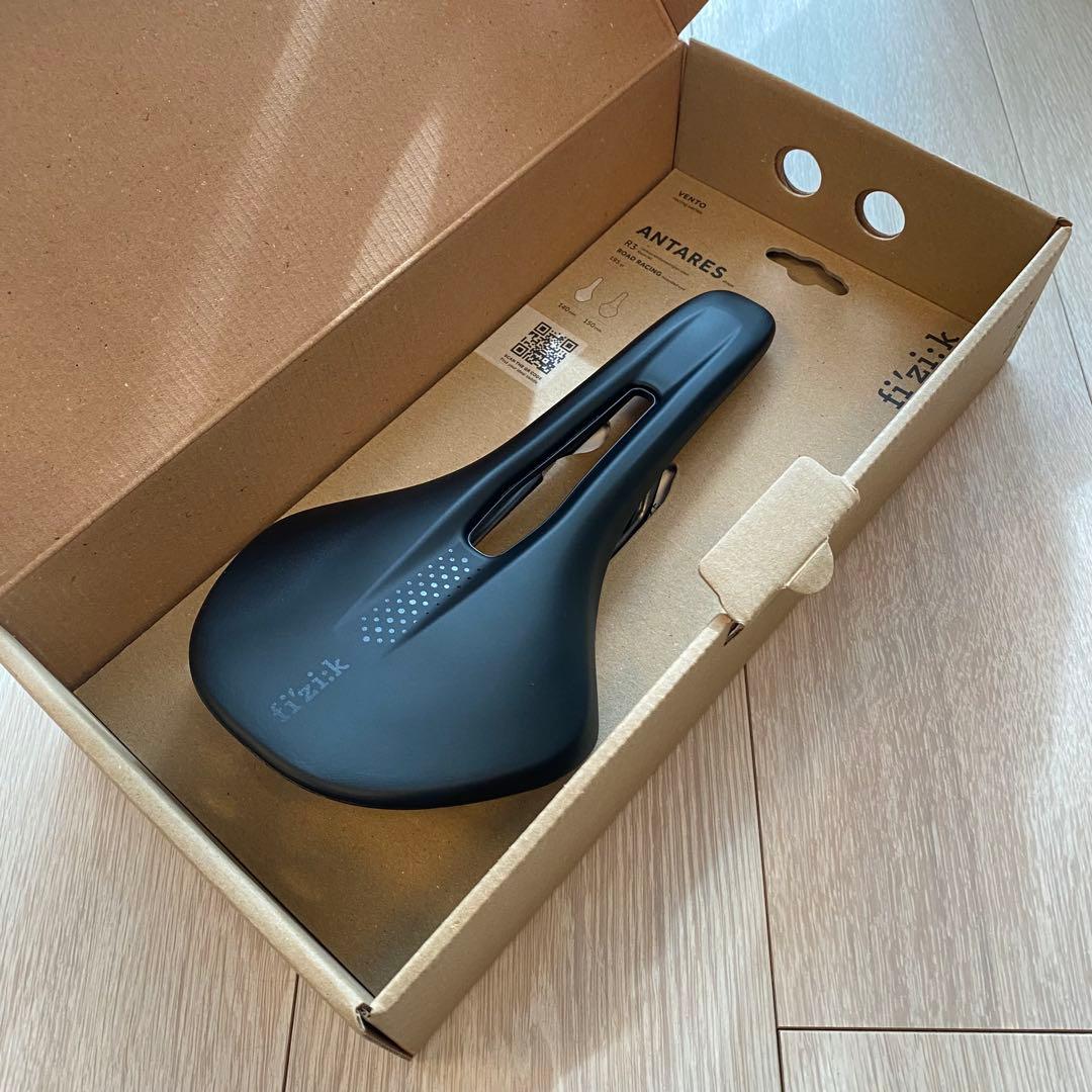 fi’zi:k VENTO ANTARES R3 140mm フィジーク サドル