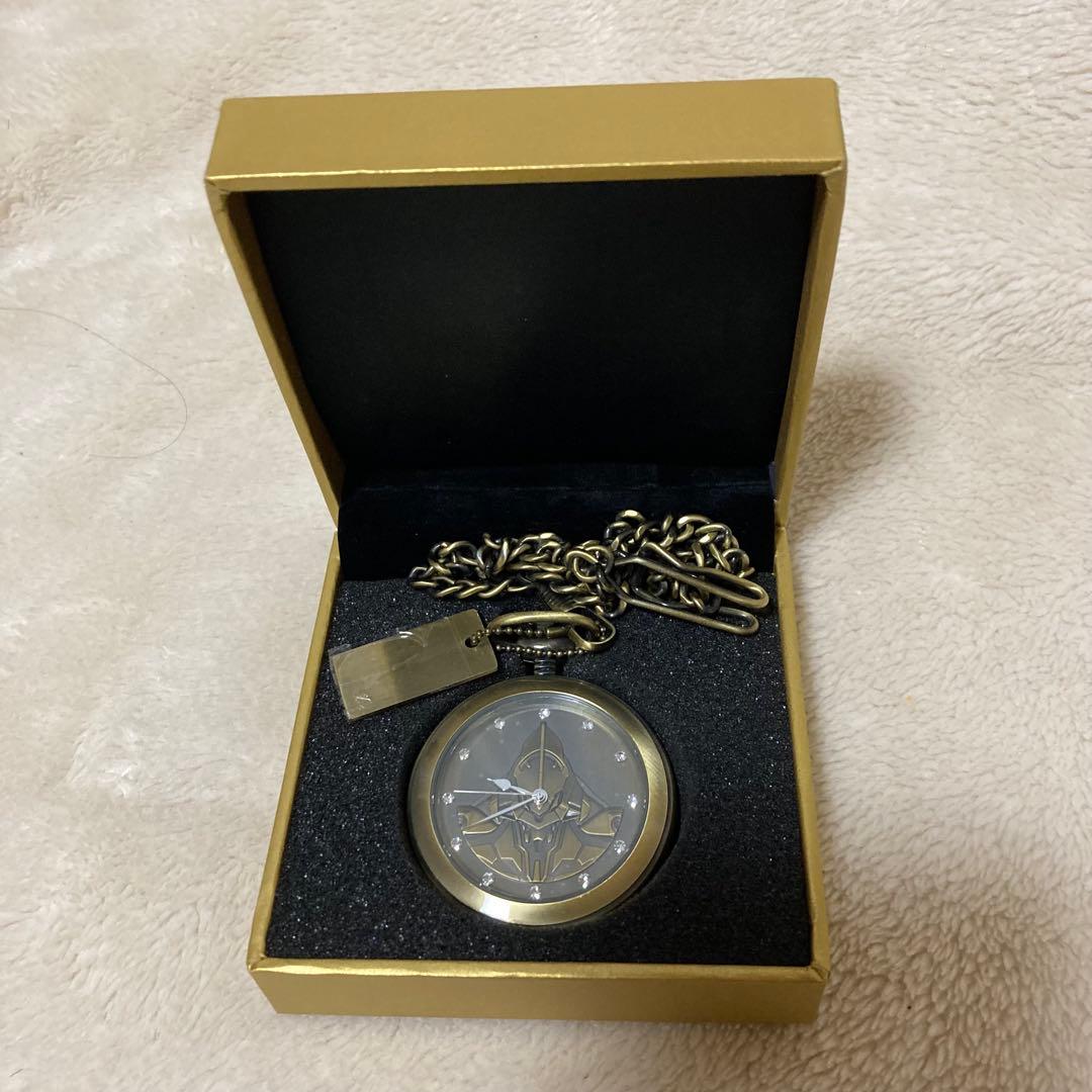 ①エヴァンゲリオン13号機　②限定品エヴァンゲリオン懐中時計