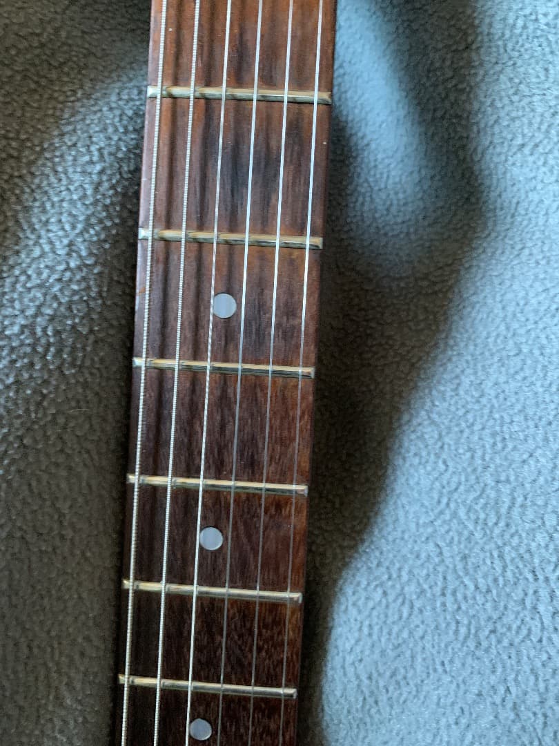 Epiphone LP-100 (Lespaul studio 廉価版)