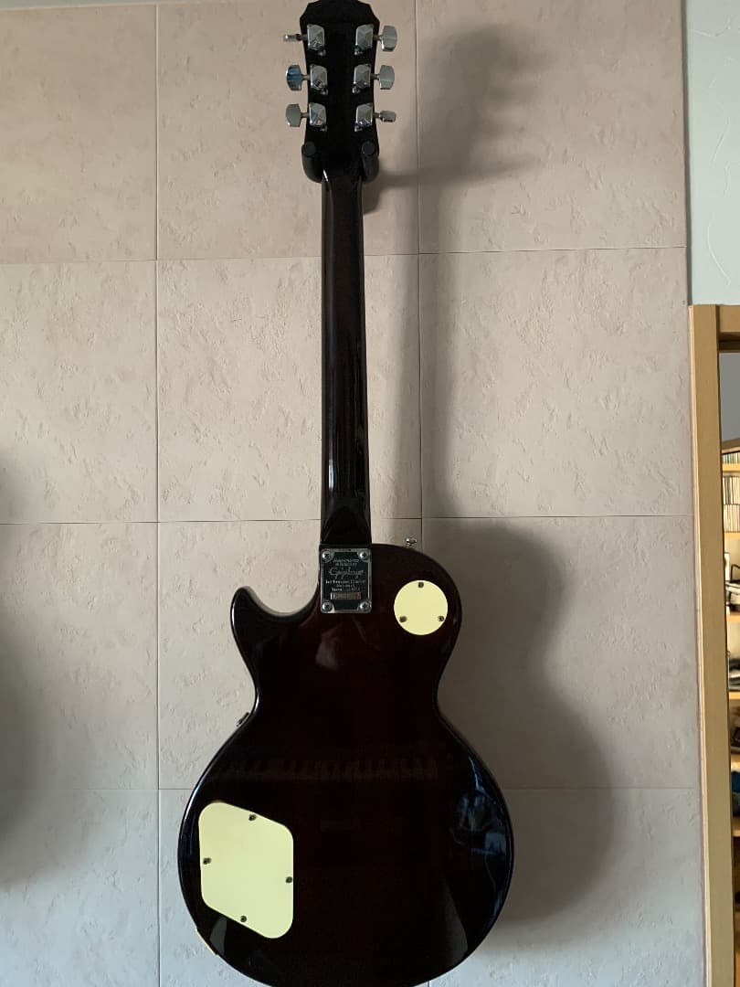 Epiphone LP-100 (Lespaul studio 廉価版)