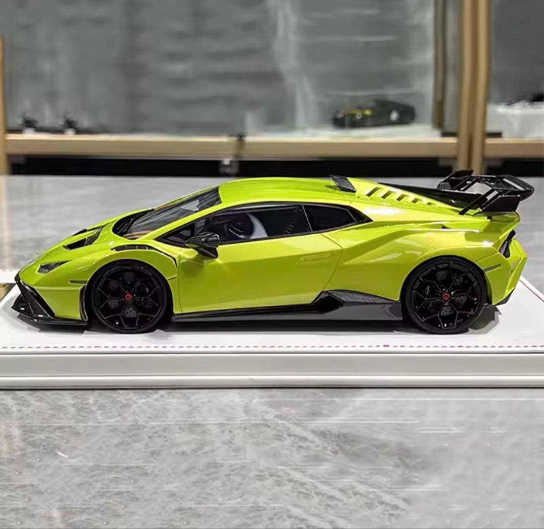 自動車 Lamborghini RUNNER 1:18 huracan STO