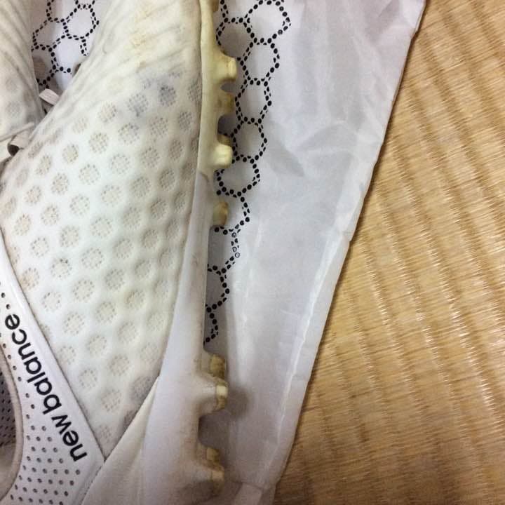 ニューバランス スパイク サッカー