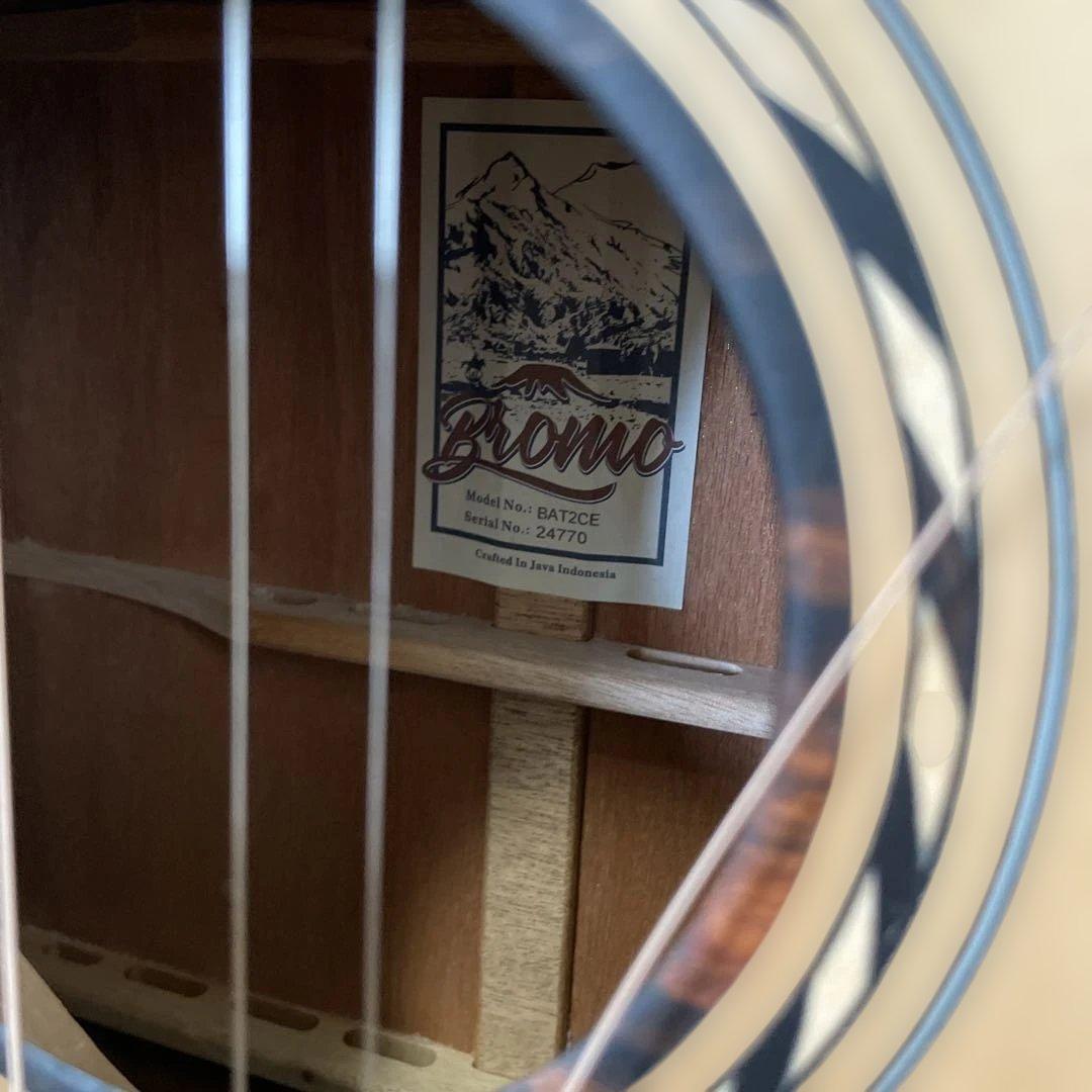 Bromo BAT2CE エレクトリックアコースティックギター ギターケース付き