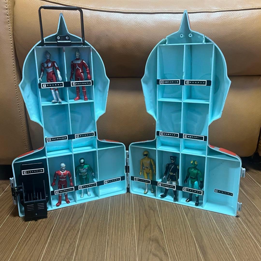 【希少】ポピー　ワールドヒーロー　コレクションボックス　ウルトラマン