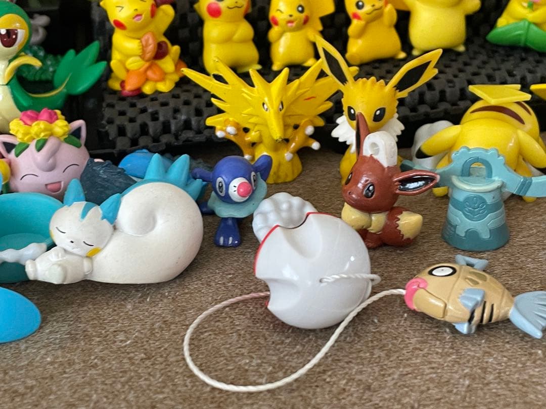 【大量まとめ売り】ポケモン　ミニフィギュア　ガチャ系　モンコレ ピカチュウ