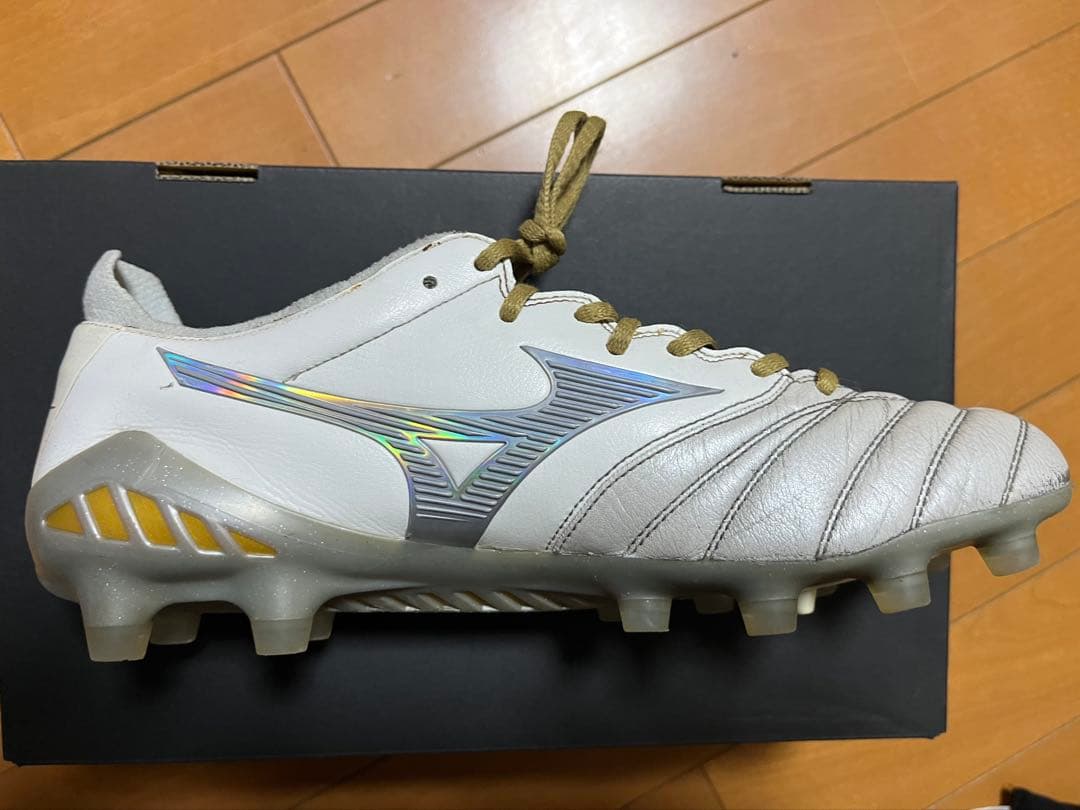 【週末限定価格】Mizuno モレリアNeo III Japan 26.0cm