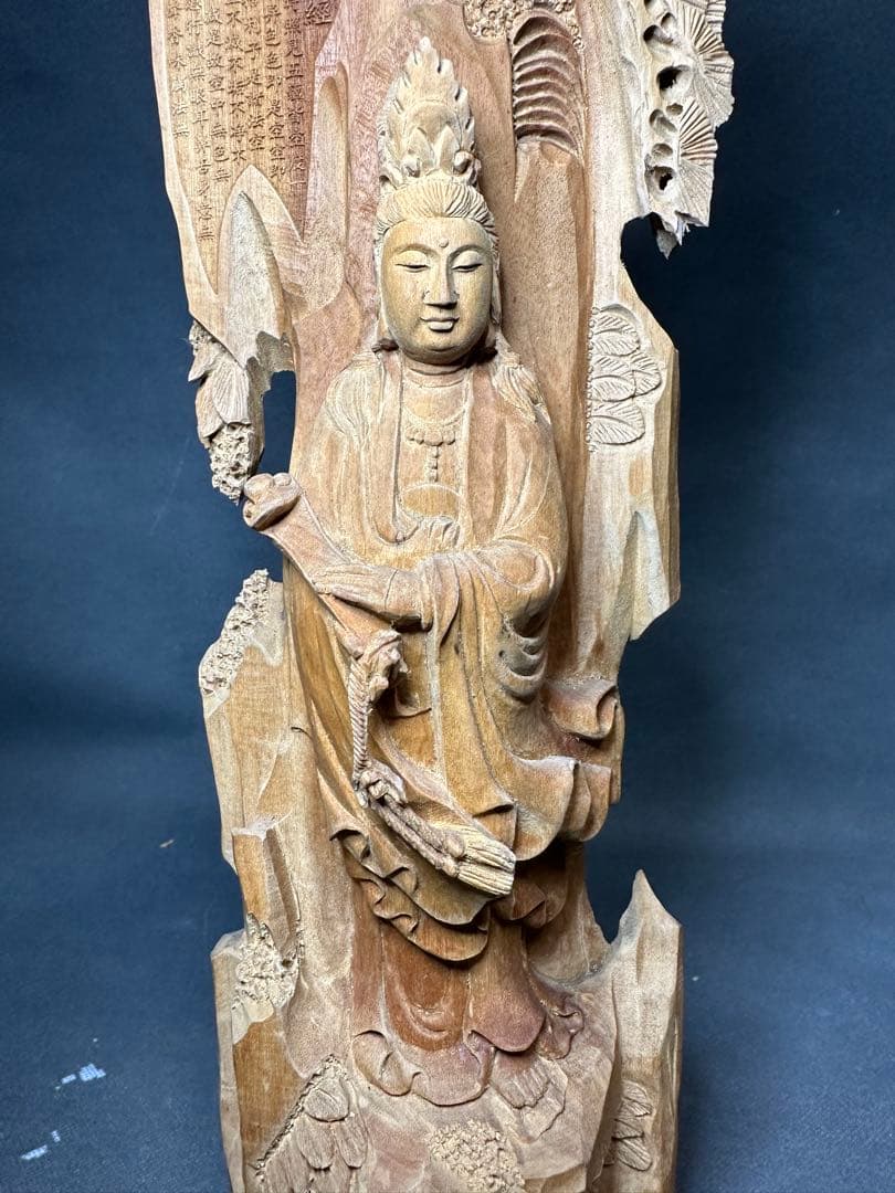 白檀　観音　木彫り　仏教美術　仏像 骨董 木像　木製　仏教　密教　置物　骨董