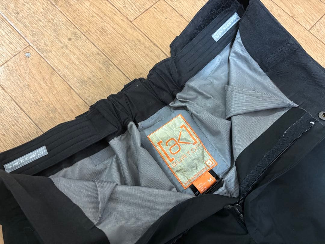 BURTON AK 3L CONTINUUM Mサイズ　黒　ウェア　パンツ