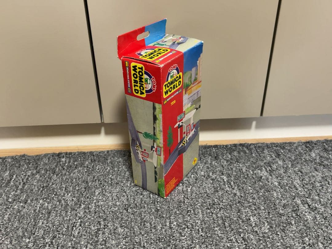 【新品未使用品】超激レア入手困難 海外版 モータートミカ 料金所