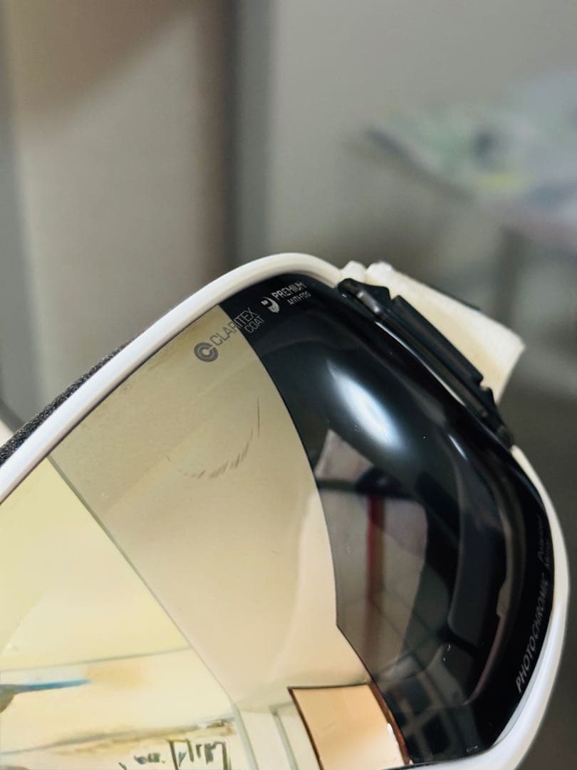 DICE フォトクロミックゴーグル ケース付き