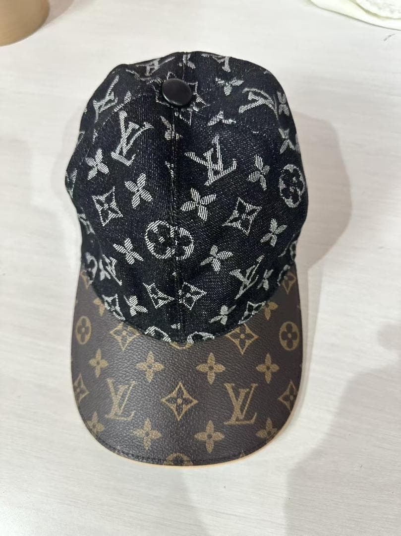 ルイ・ヴィトン モノグラム ツートーン キャップ