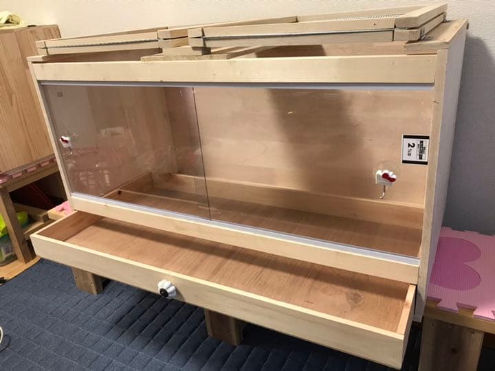 爬虫類の手作り木製ゲージです！我が家ではフトアゴヒゲトカゲちゃんのハウスに！