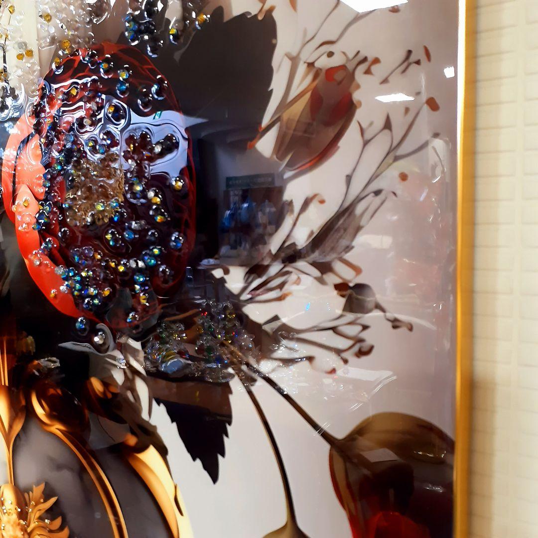 輸入雑貨　『赤い薔薇とロゼッタ』　天然水晶石　クリスタルアート　ゴールドフレーム