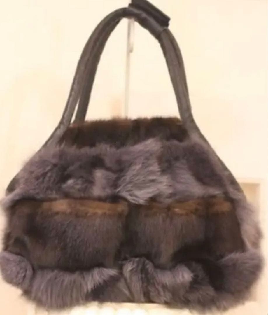 半額以下 リアルファー マシュマロ バッグ