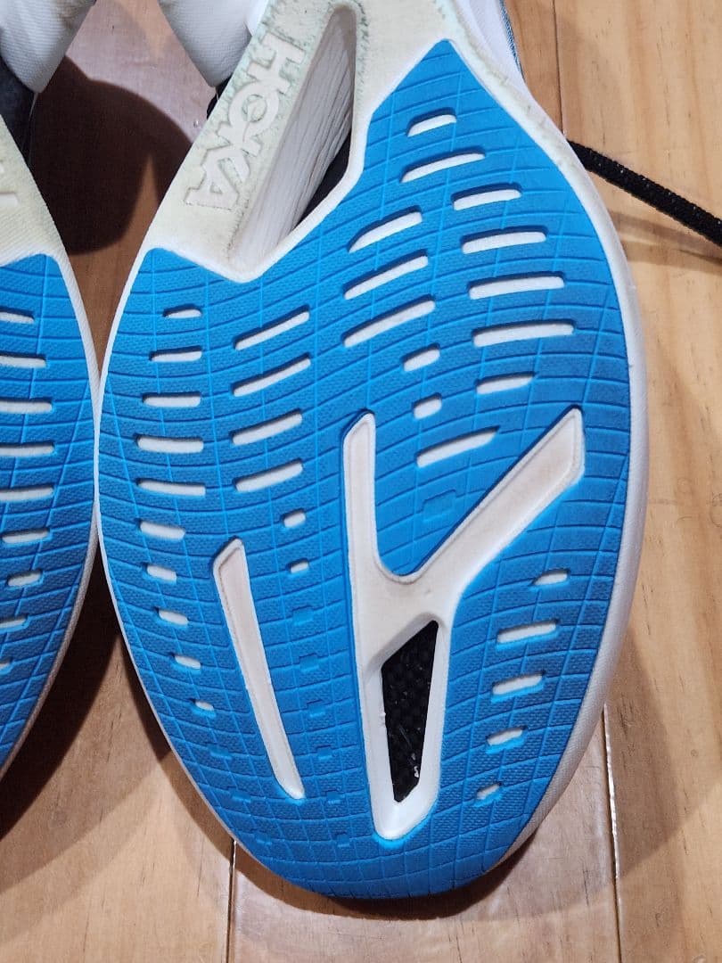 ラ*ー様 HOKA CIELO X1 2.0 　28cm