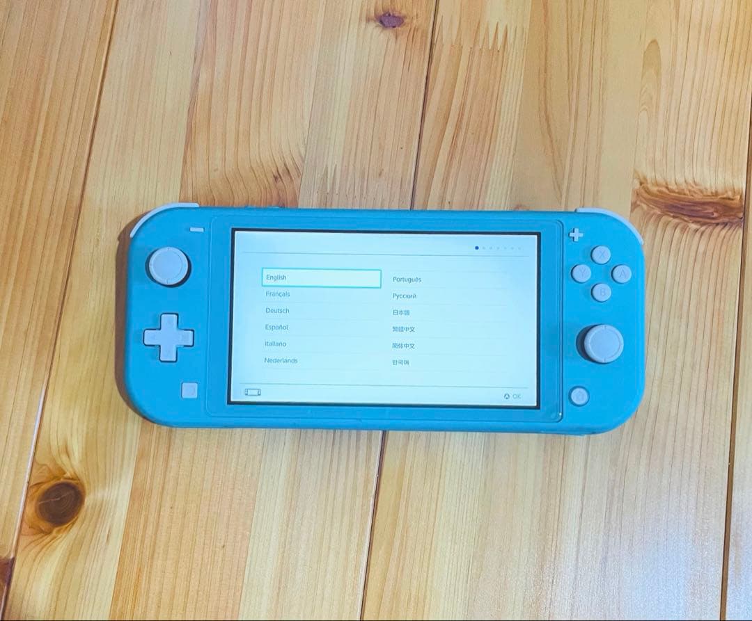 ニンテンドースイッチライト　Nintendo switch lite