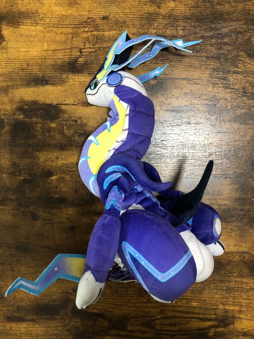 ポケモン　ミライドン　ぬいぐるみ