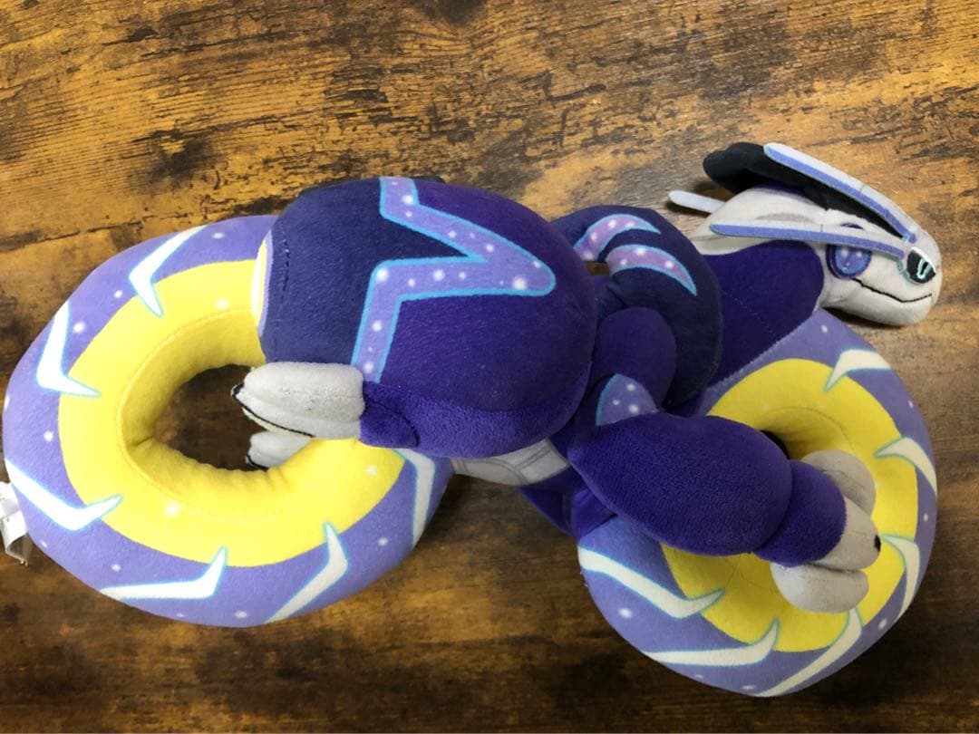 ポケモン　ミライドン　ぬいぐるみ