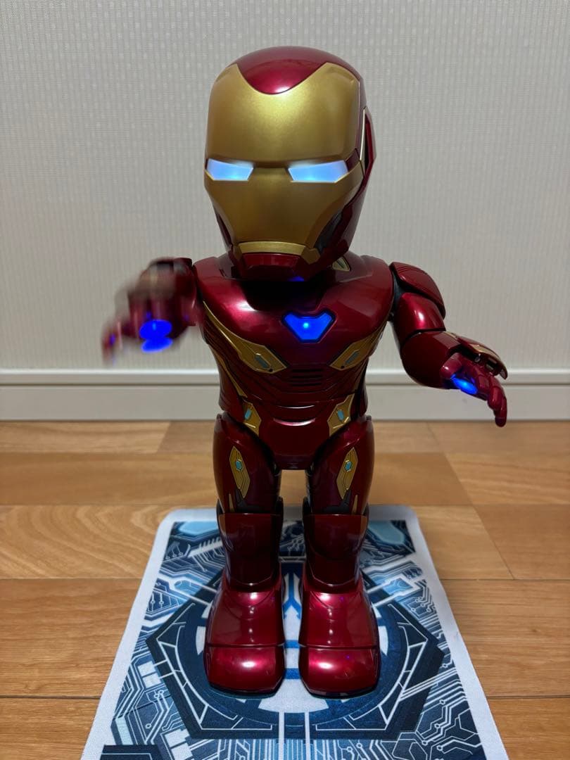トイザらス限定 IRON MAN MK50 ROBOT MARVE アイアンマン
