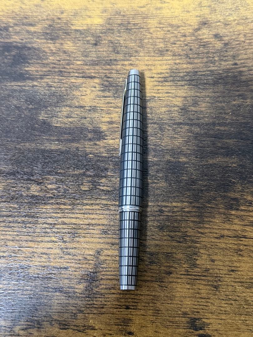 筆記確認&洗浄済　1975年製　全蝕刻　エリート　18金　F パイロット　万年筆