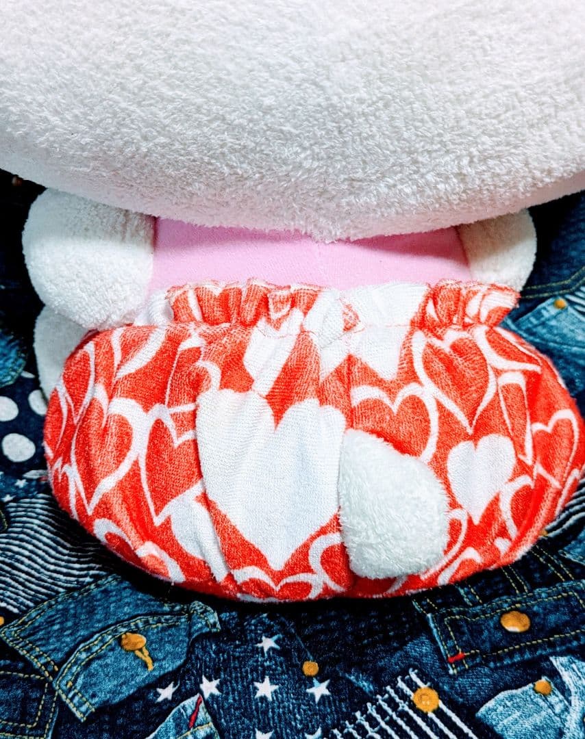 希少♡サンリオ♡キティ♡赤色ハートクッション♡BIGぬいぐるみ＆カラフルバーニー