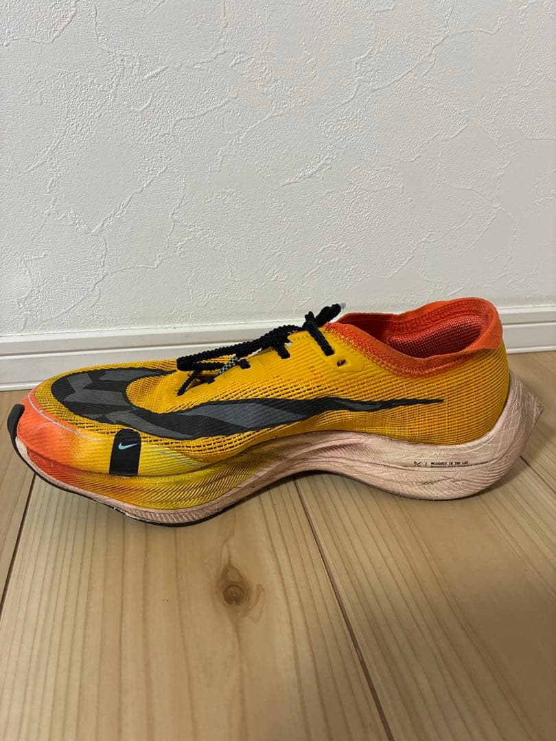 ヴェイパーフライネクスト%2 27cm