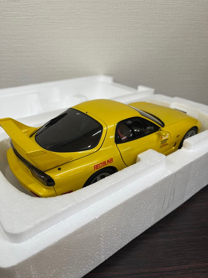オートアート頭文字D 1/18 Mazda RX-7 FD