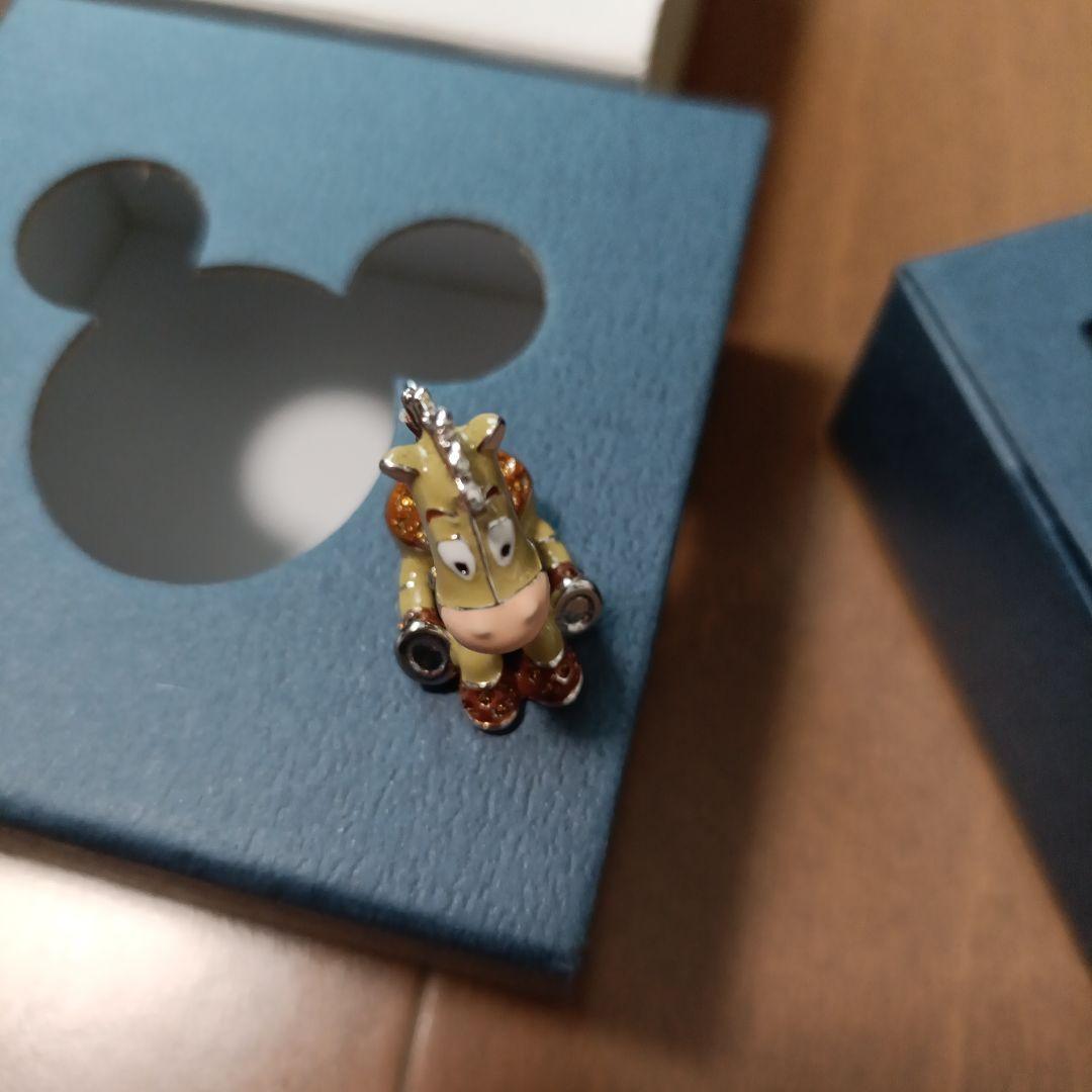 ディズニー スワロフスキー ® クリスタル　ブルズアイ ミニフィギュア