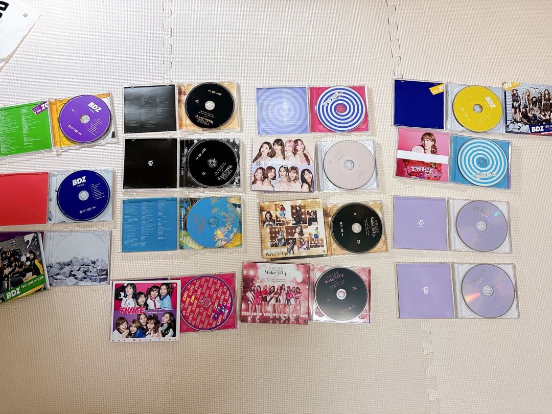 TWICEグッズまとめ売り‼️【レアモノ揃い】