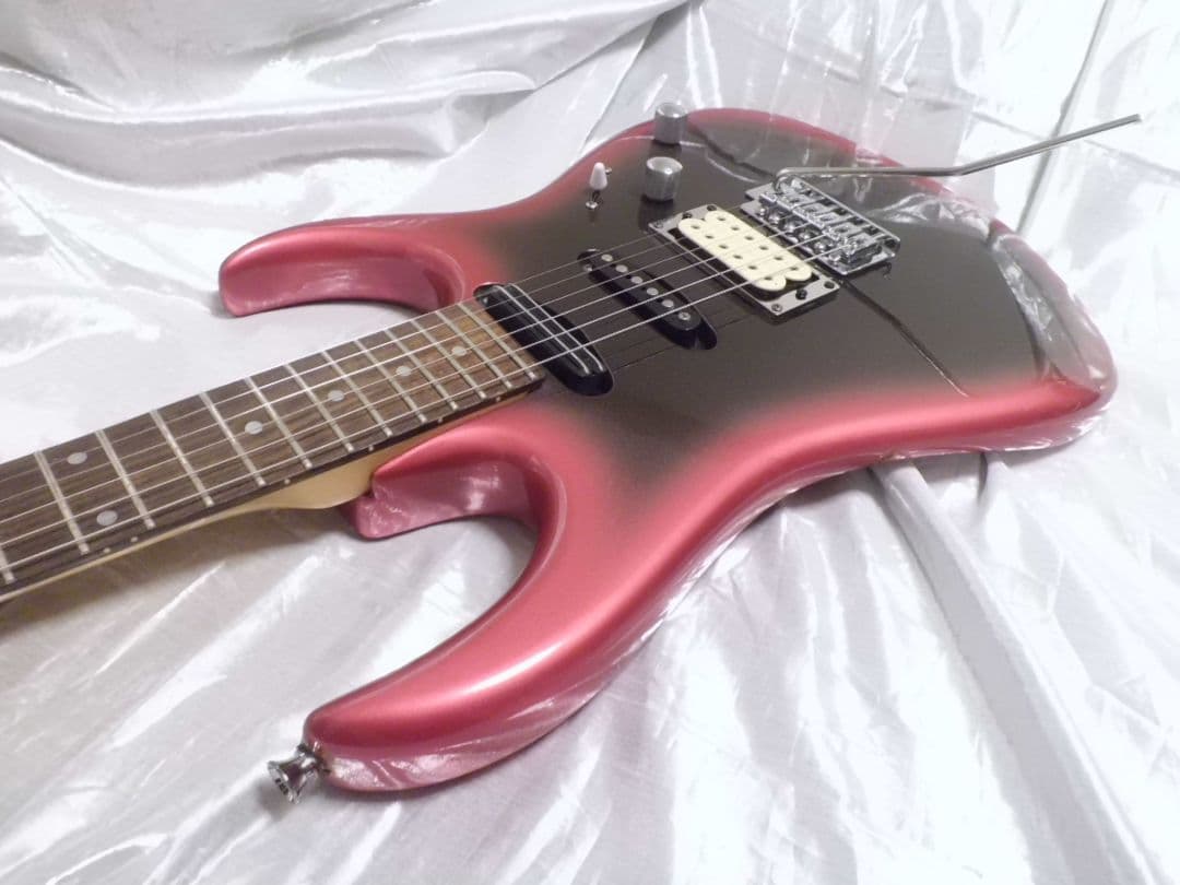 Ibanez EX series HSHストラトタイプ　シングルサイズハム