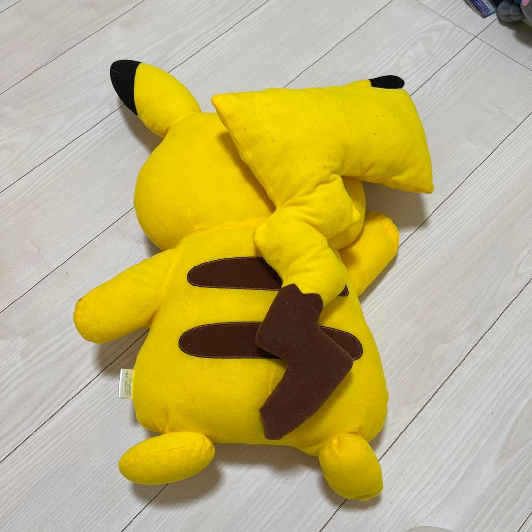 ポケモンセンター限定 50cm程 大きいピカチュぬいぐるみ3体 バラ売り可